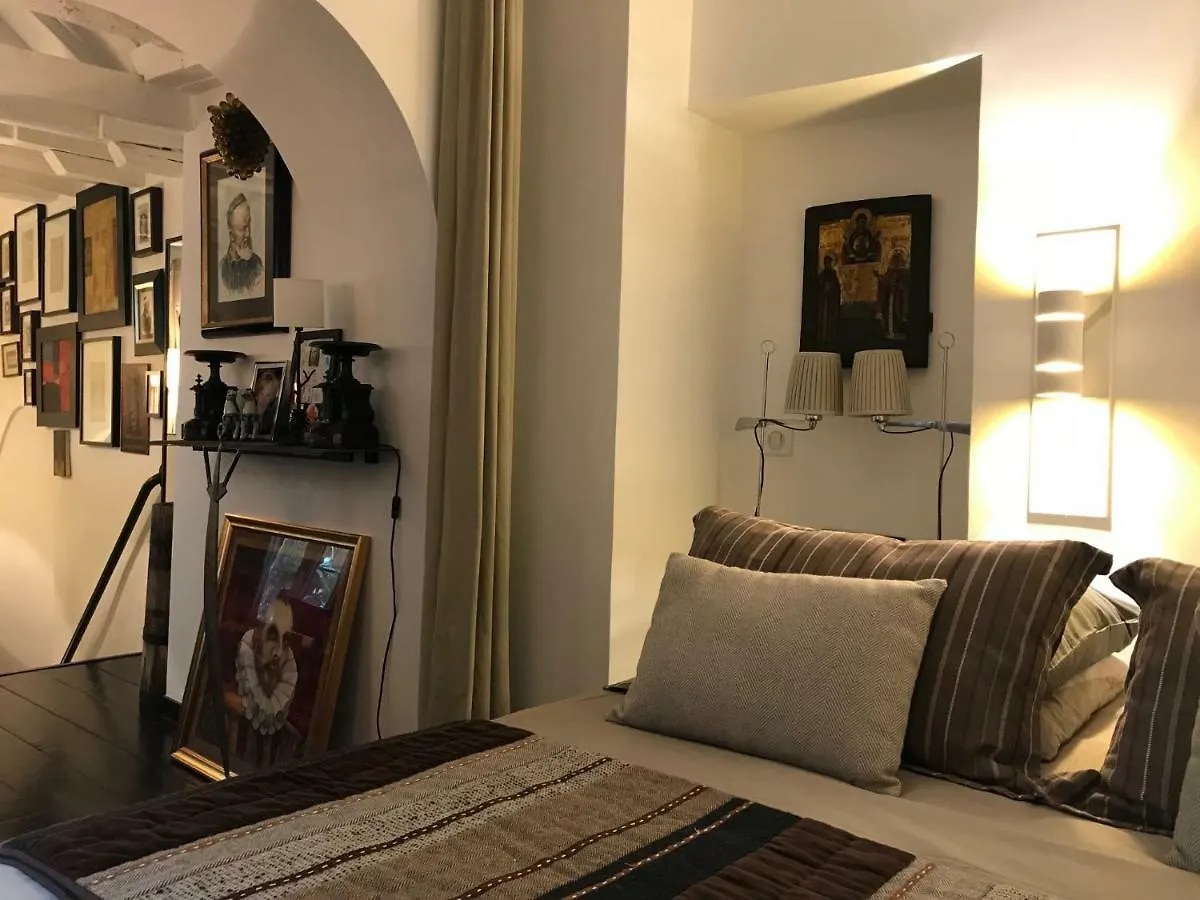Le Marais Maison En Appartement
